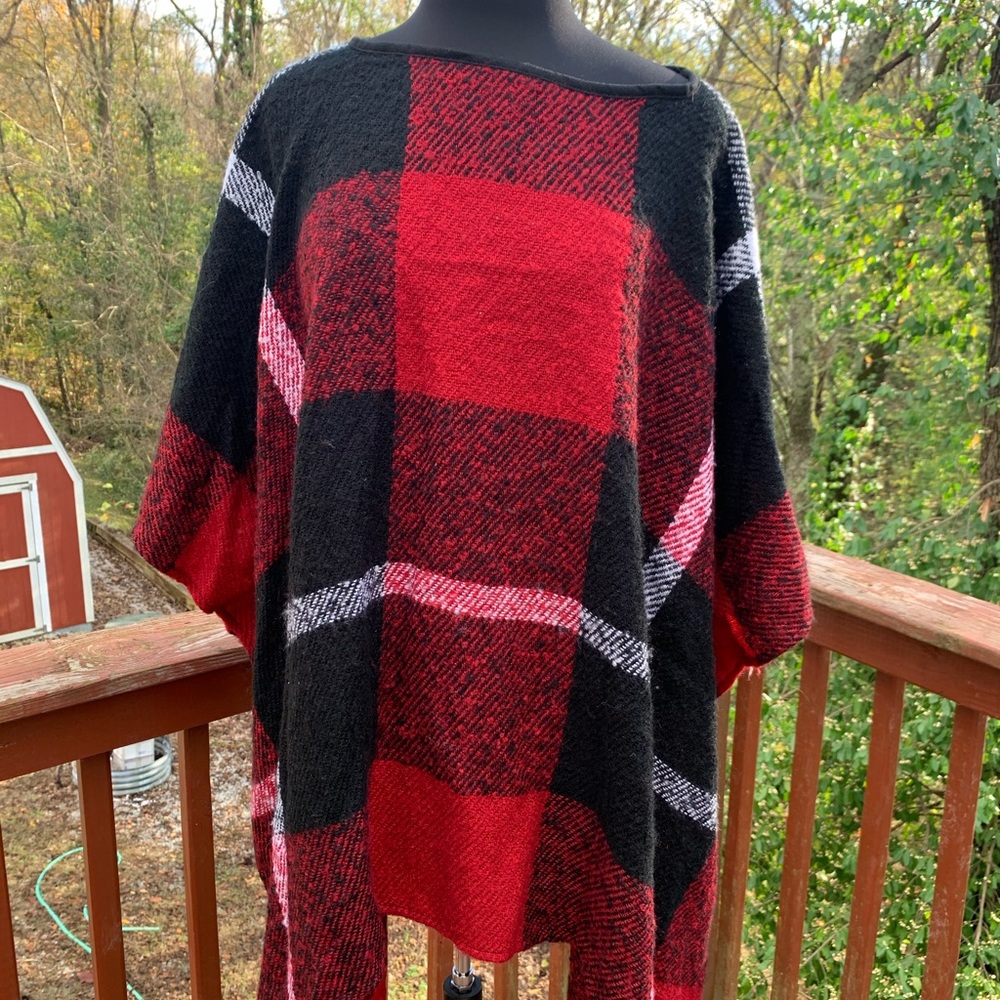 Red Plaid Poncho - Picture 2 of 9